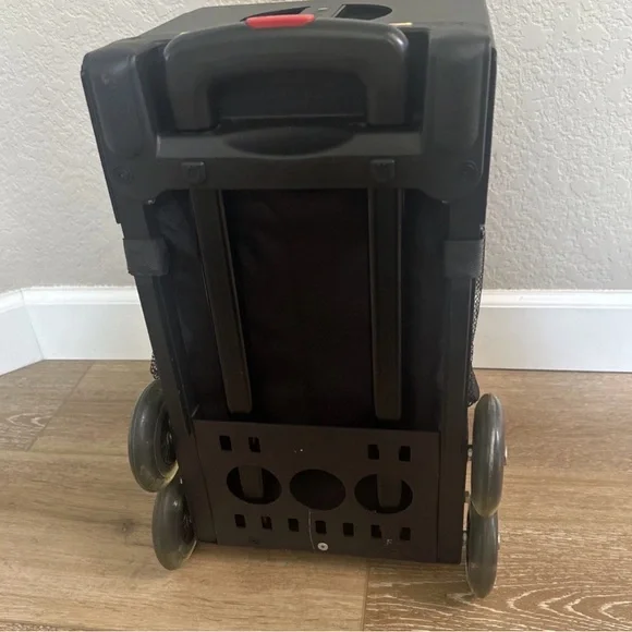 Zuca Ice Skate Bag With Seat Cushion Cover and Light Up Wheels - Picture 7 of 16